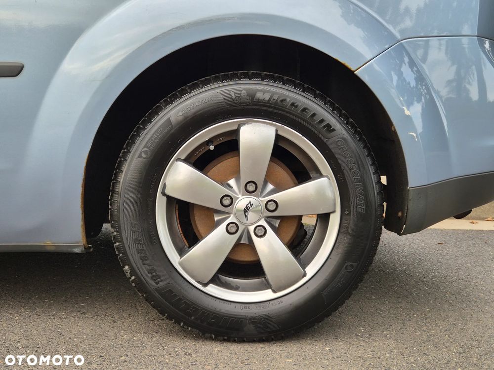 Ford Focus 1.4 Ambiente - 10