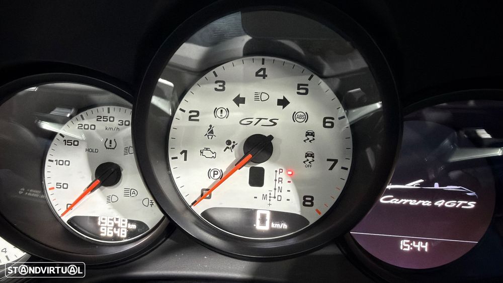 Porsche 911 (991) Carrera 4 GTS PDK - 35