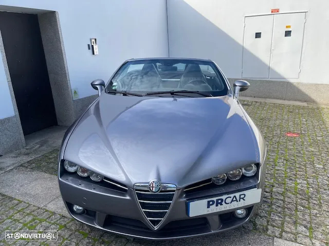 Alfa Romeo Spider - 32