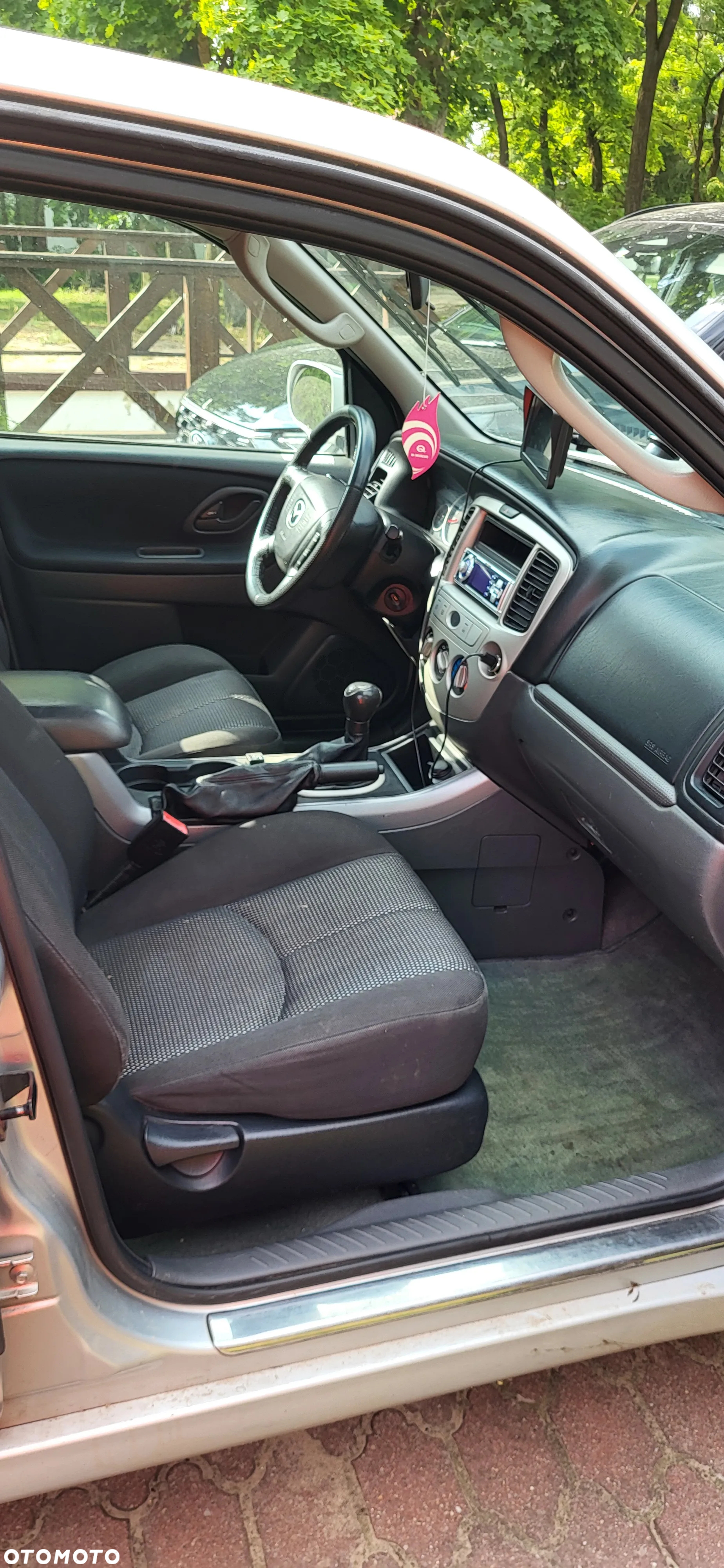 Mazda Tribute 2.3 Comfort - 9