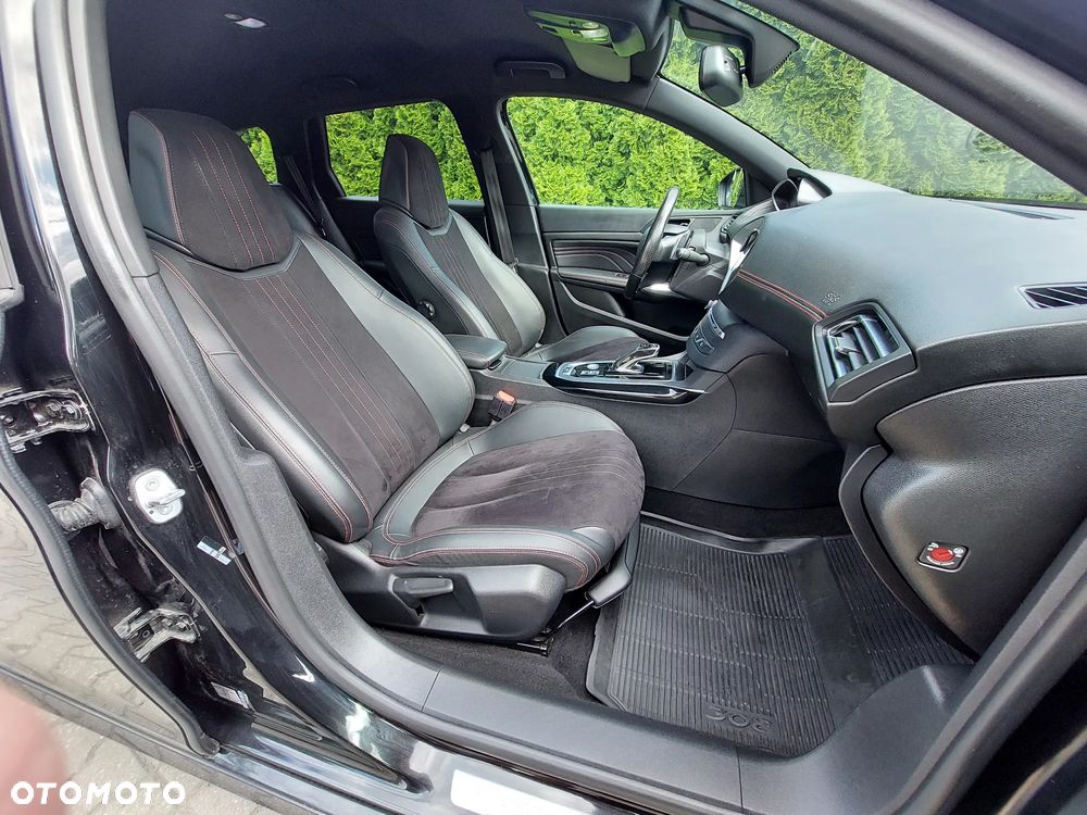 Peugeot 308 BlueHDi FAP 180 EAT8 Stop & Start GT - 13