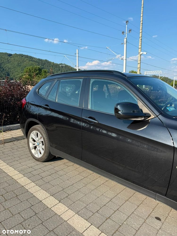 BMW X1 xDrive18d - 12