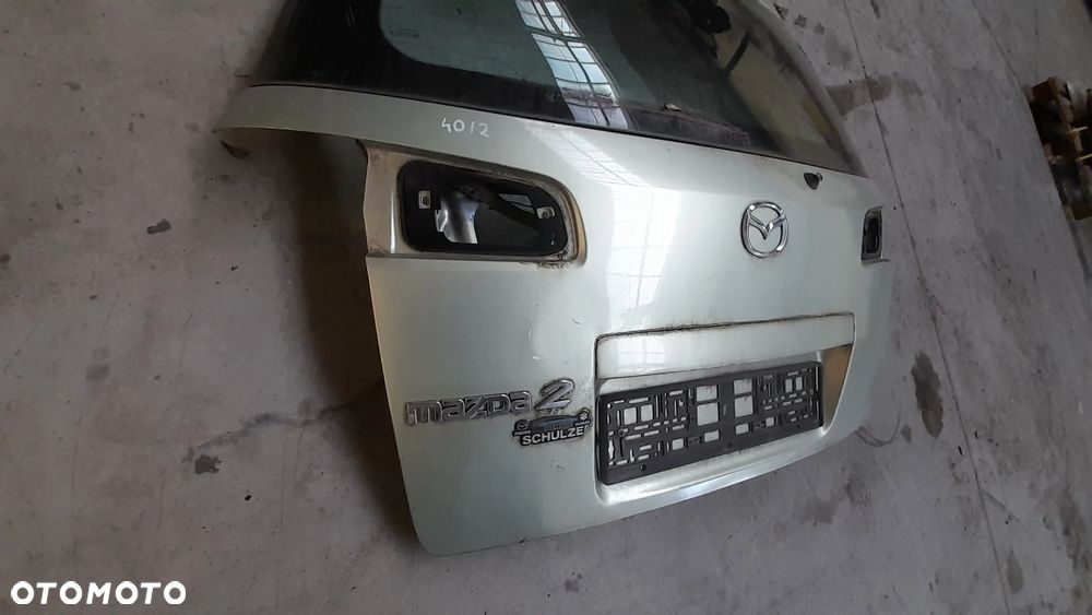MAZDA 2 II KLAPA BAGAŻNIKA TYLNA TYŁ KOMPLETNA nr. 40/2 - 2
