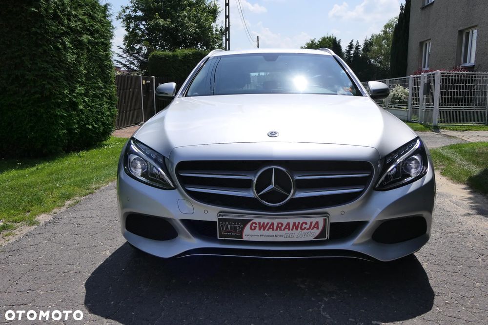 Mercedes-Benz Klasa C 180 7G-TRONIC Edition 1 - 14