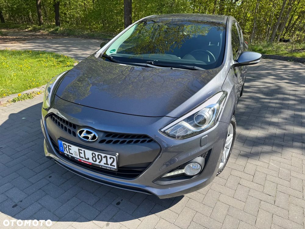 Hyundai i30 1.6 CRDI DCT Premium - 4