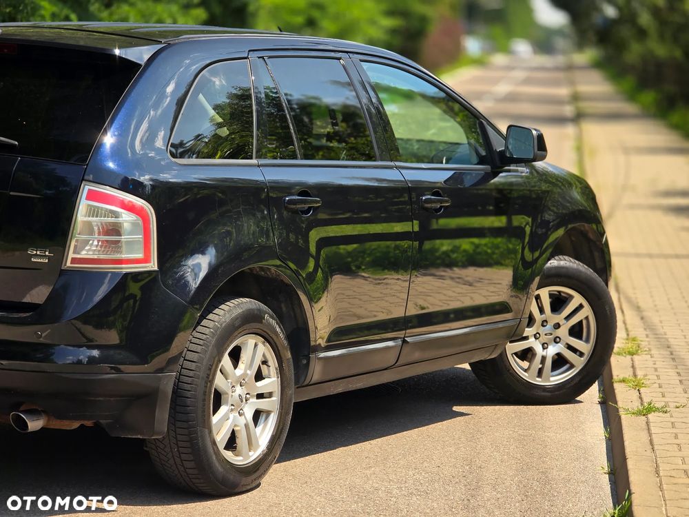 Ford Edge 3.5 SE - 40