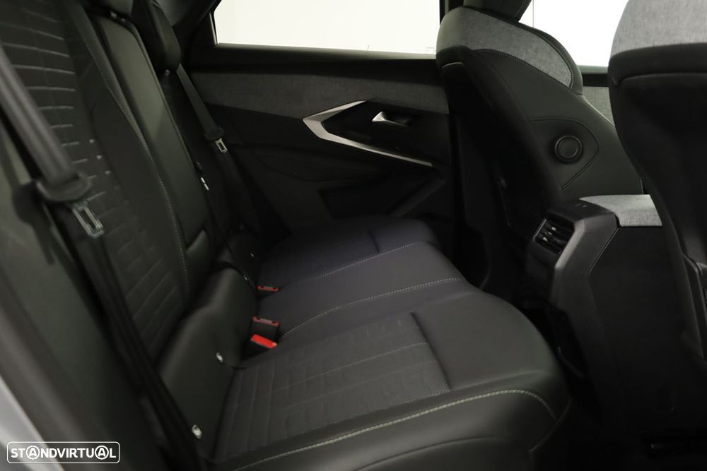 Peugeot 3008 1.2 Hybrid GT e-DCS6 - 21