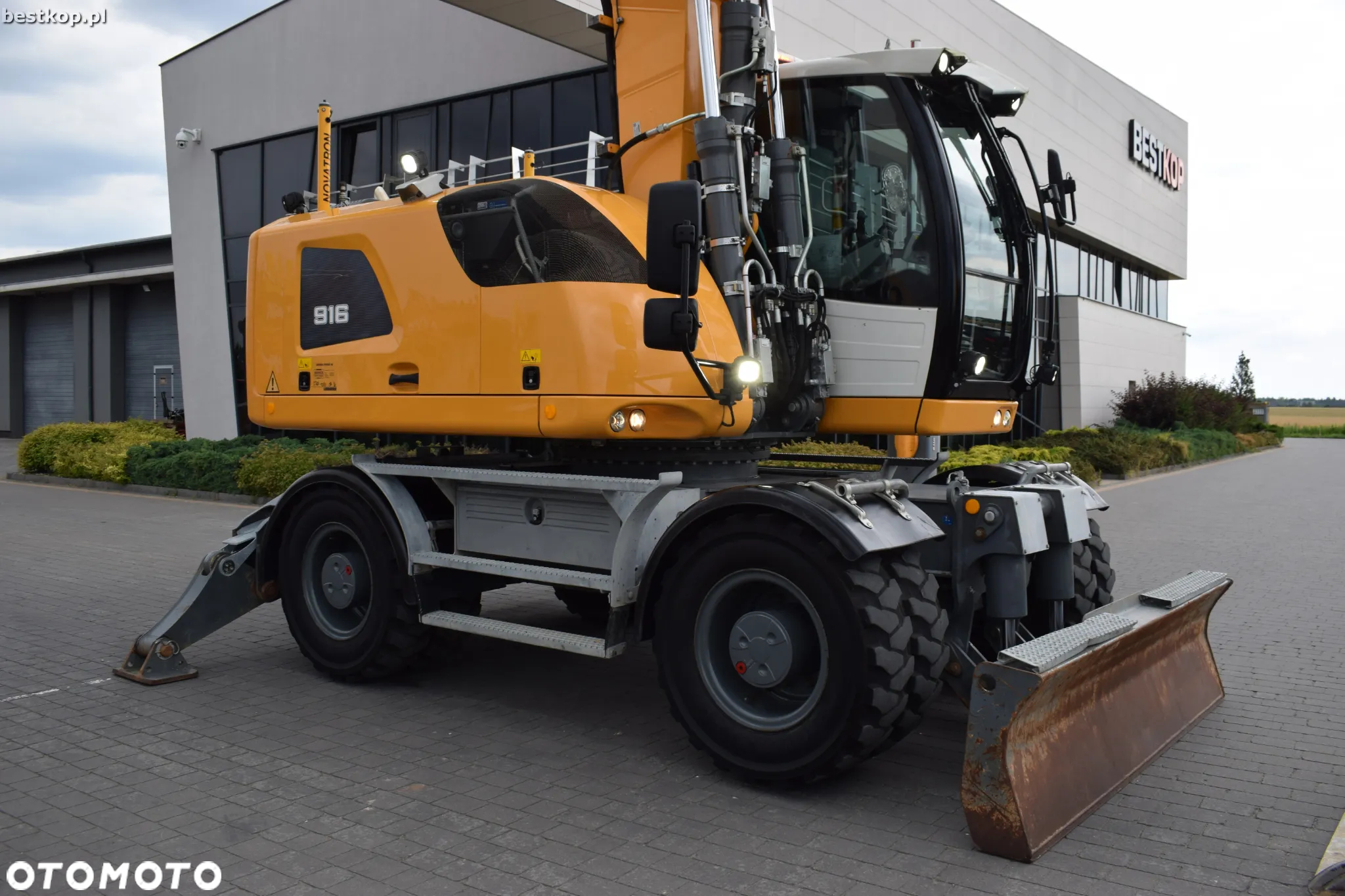 Liebherr A916 Litronic - 2