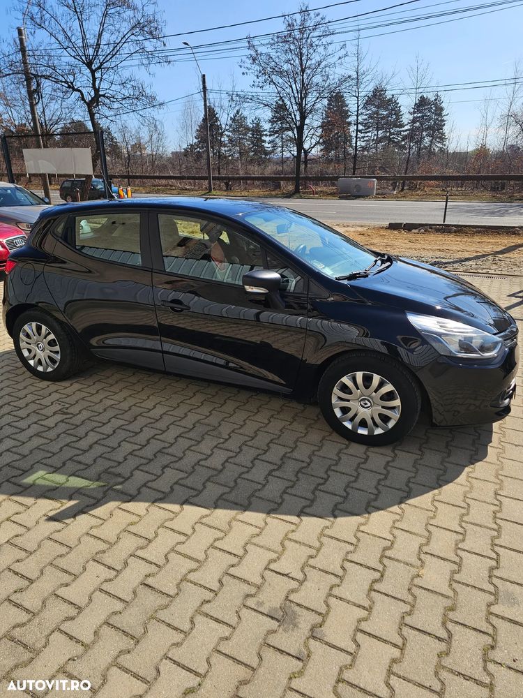 Renault Clio - 2