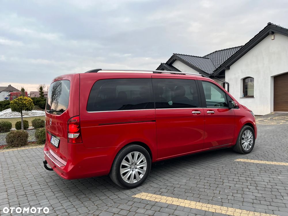 Mercedes-Benz Klasa V - 8