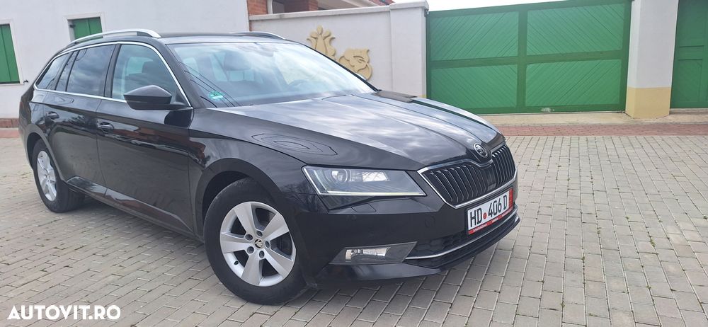 Skoda Superb 2.0 TDI DSG Style - 3