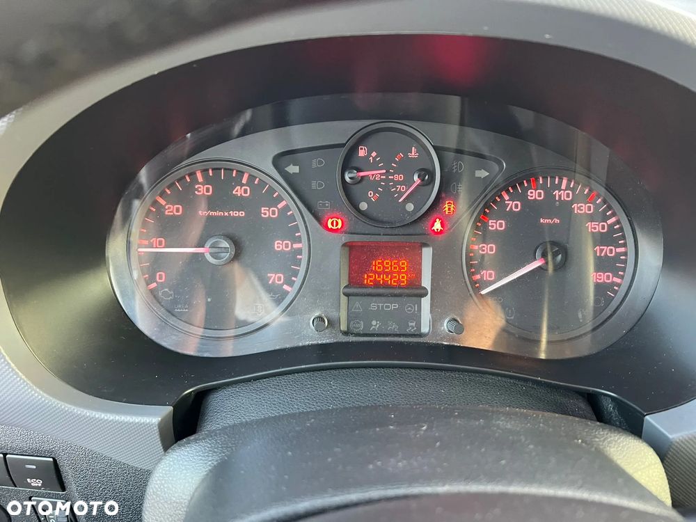 Citroën BERLINGO - 8