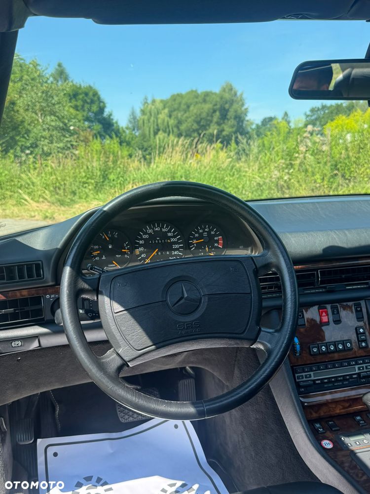 Mercedes-Benz W123 - 30