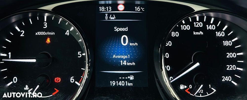 Nissan X-Trail 1.6 dCi N-Connecta - 32