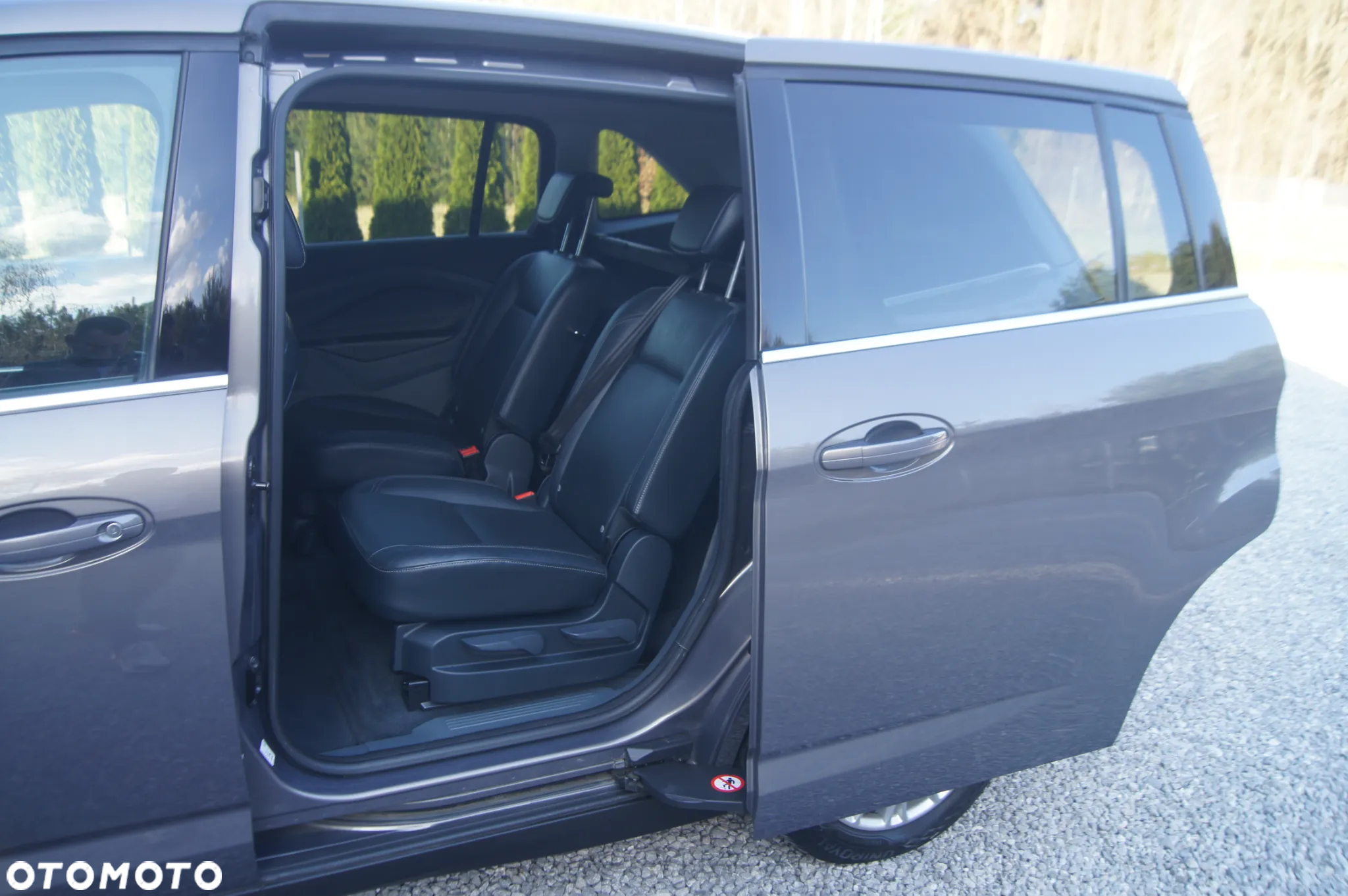 Ford Grand C-MAX 1.6 TDCi Titanium - 18