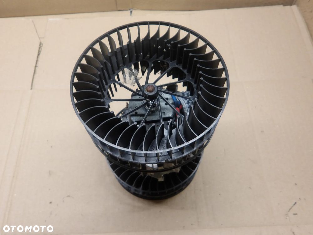 BMW E38 LIFT 99-01r. DMUCHAWA NAWIEWU 83918099 - 3