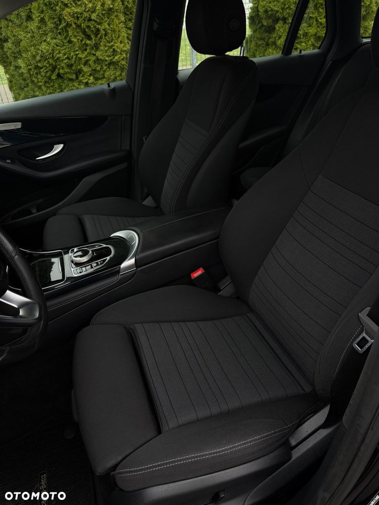 Mercedes-Benz GLC 220 d 4Matic 9G-TRONIC - 17