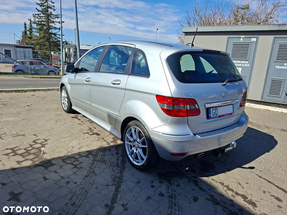 Mercedes-Benz Klasa B 180 EU5 - 5