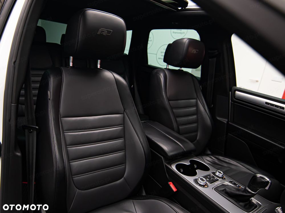 Volkswagen Touareg 3.0 V6 TDI BMT - 11
