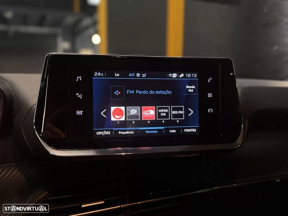 Peugeot 2008 1.2 PureTech Active Pack - 16
