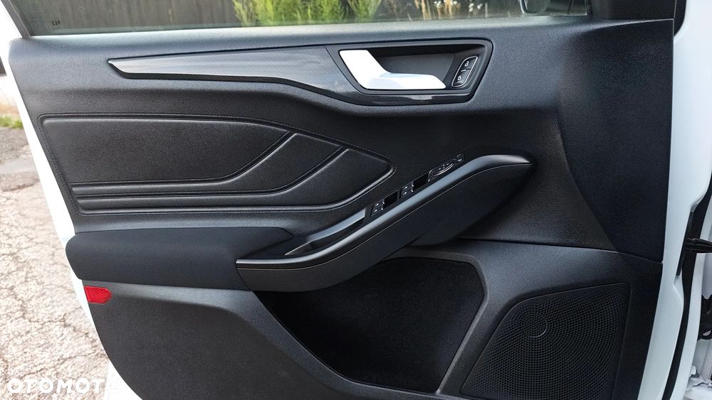 Ford Focus 1.0 EcoBoost STart-Stopp-System ST-LINE X - 34