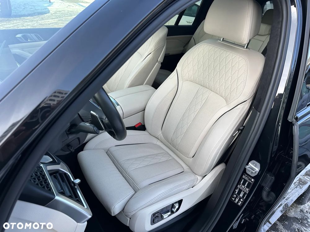 BMW X7 xDrive40d mHEV sport - 9