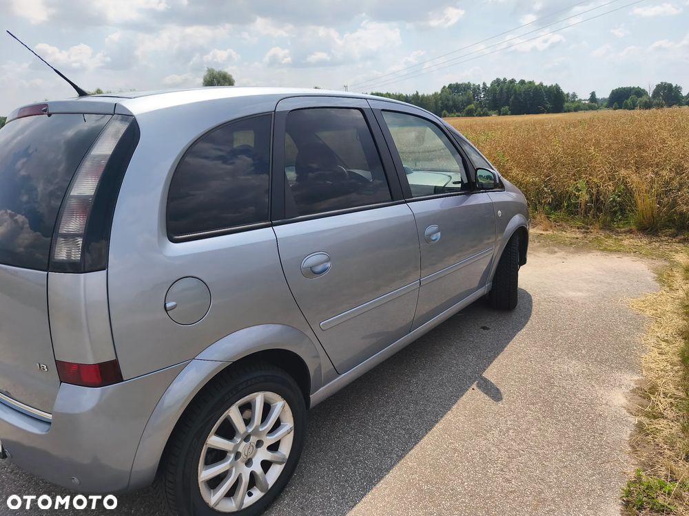 Opel Meriva 1.8 Cosmo - 3