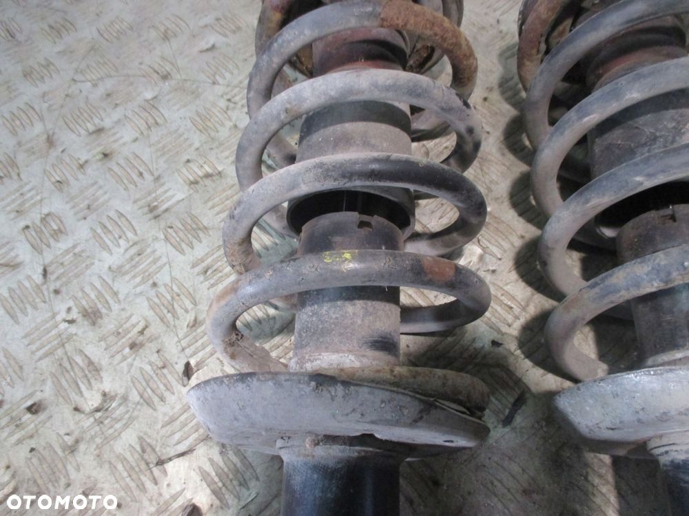 SPRĘŻYNA AMORTYZATOR LEWY PRAWY PRZÓD VW PASSAT B5 1.9 TDI - 3