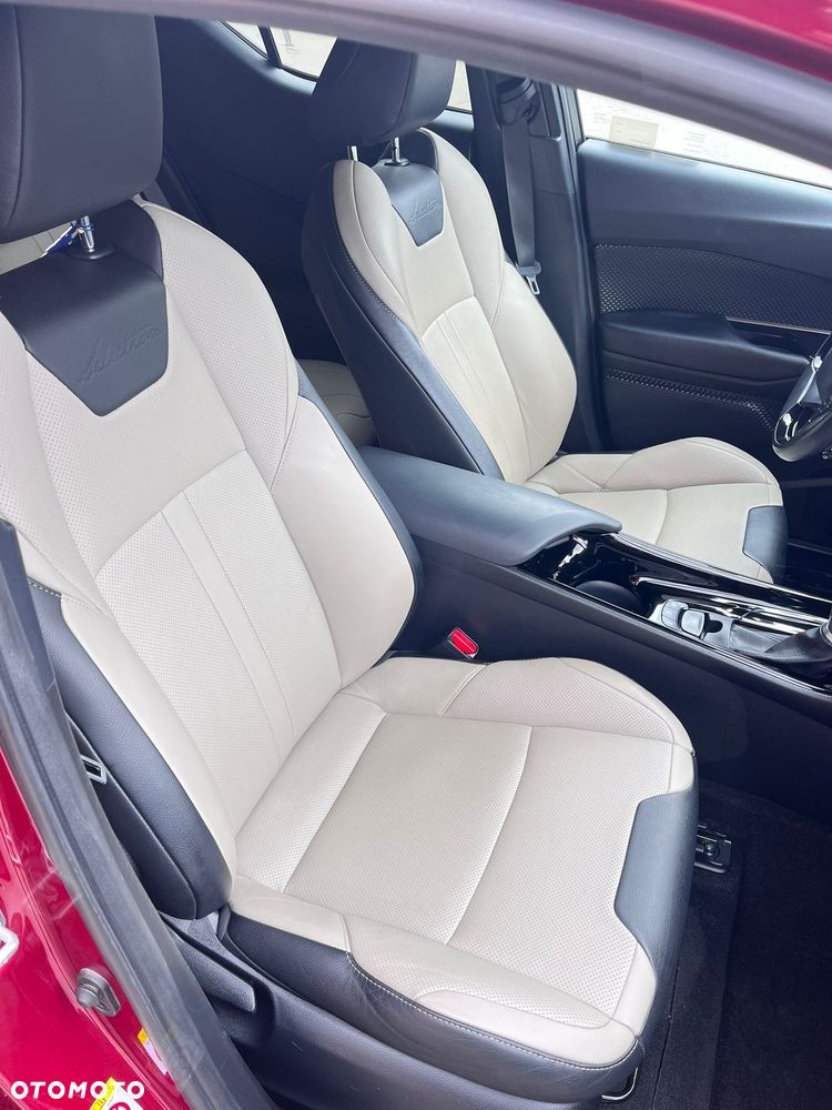 Toyota C-HR 1.8 Hybrid Selection - 7