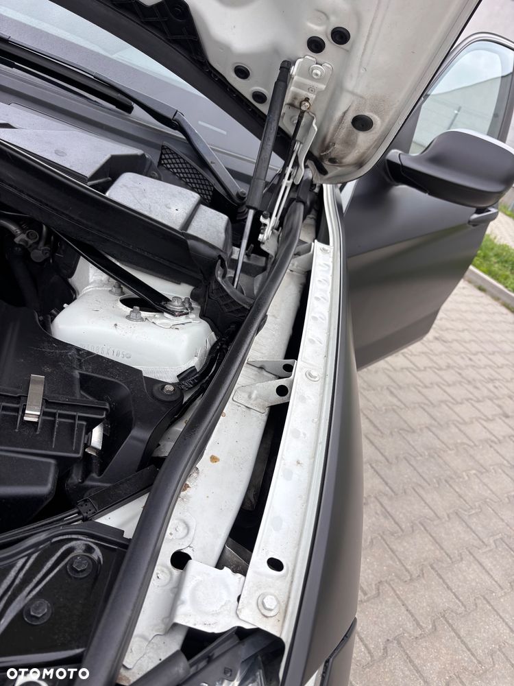 BMW X1 xDrive28i Sport Line - 22