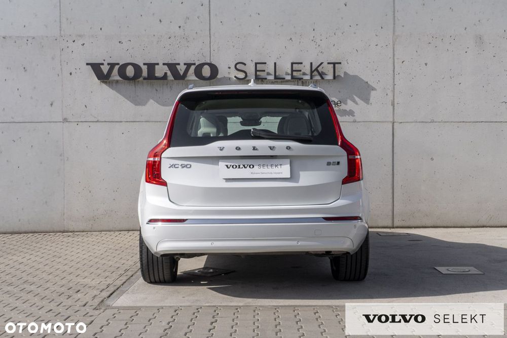 Volvo XC 90 - 7