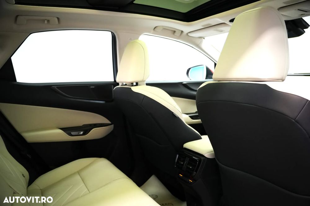 Lexus Seria NX 350h AWD CVT HEV Luxury - 11