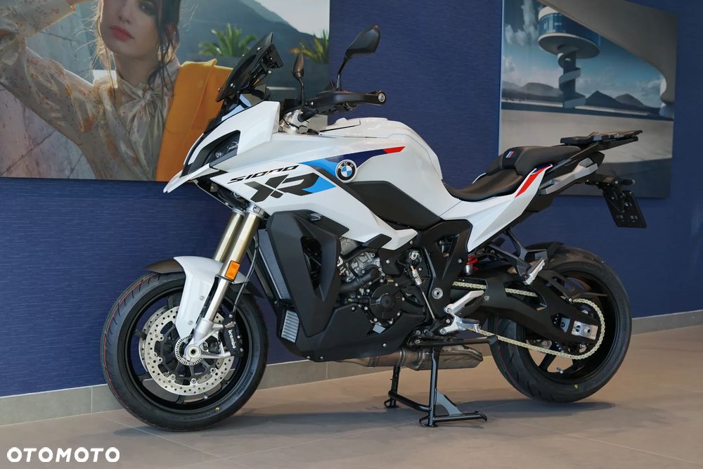 BMW XR - 9