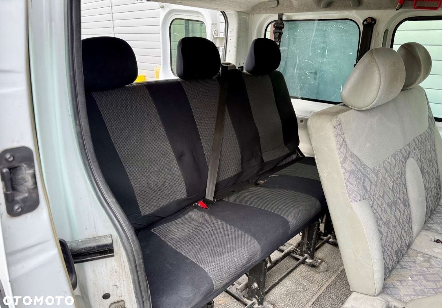 Opel Vivaro - 17
