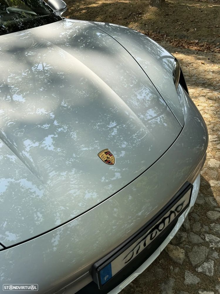 Porsche Taycan Cross Turismo 4 - 17