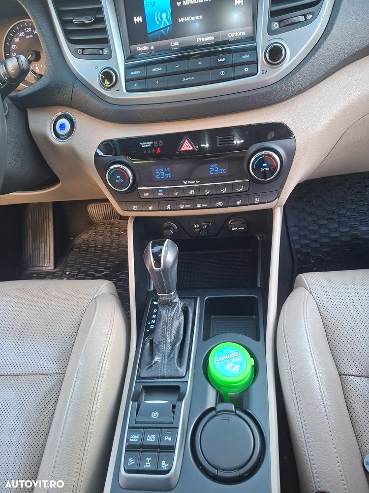 Hyundai Tucson 2.0 CRDI 4WD 6AT Luxury Pack+ - 7