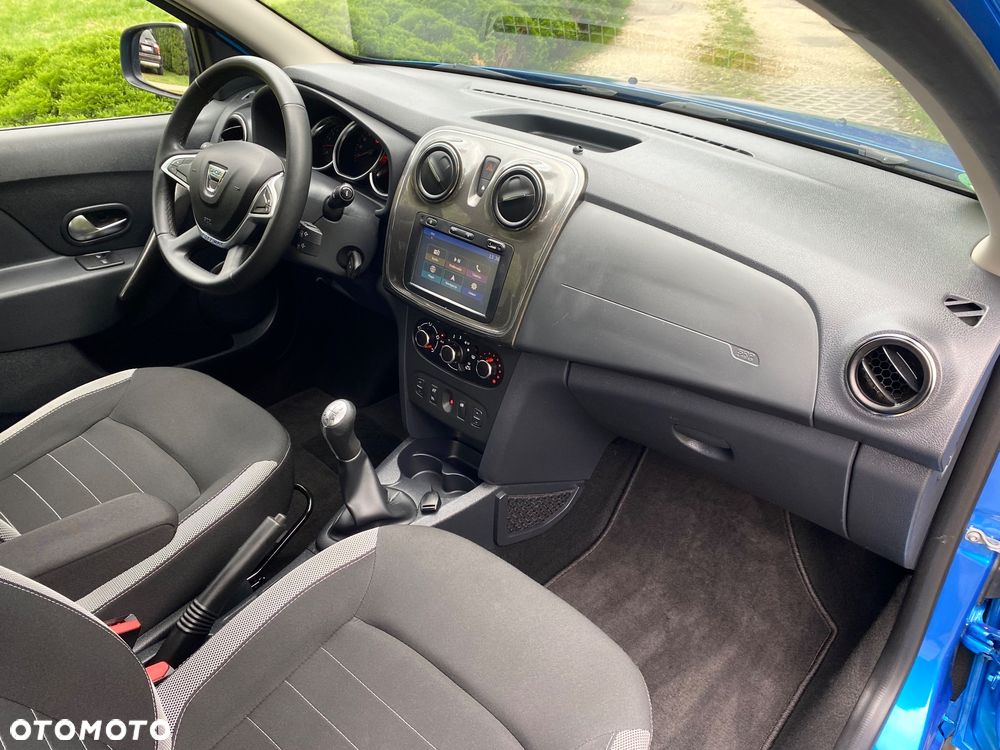 Dacia Sandero Stepway TCe 90 (S&S) Celebration - 29