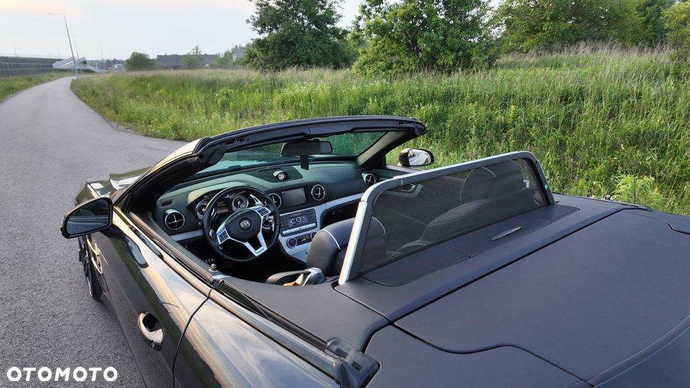Mercedes-Benz SL - 8
