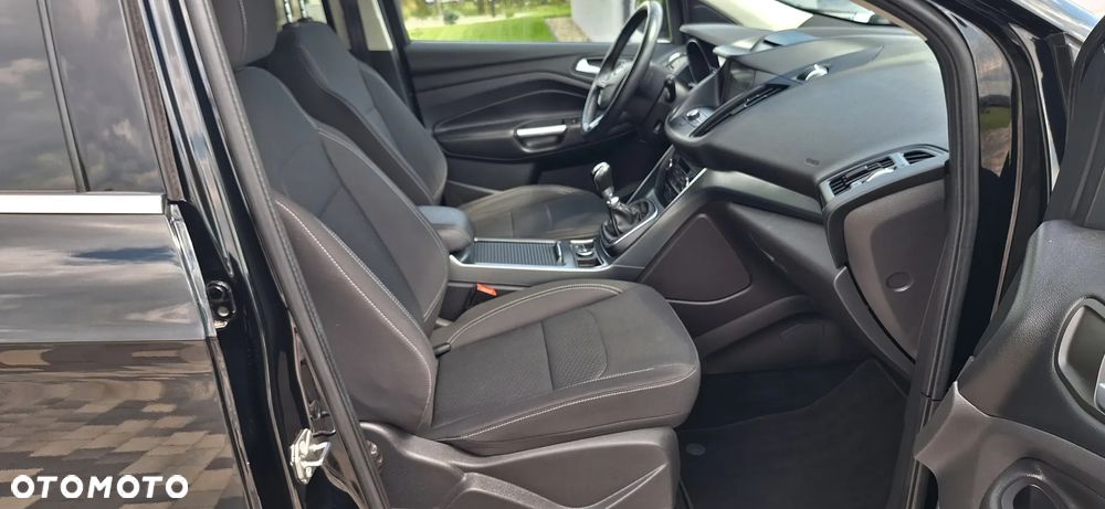 Ford Kuga - 14