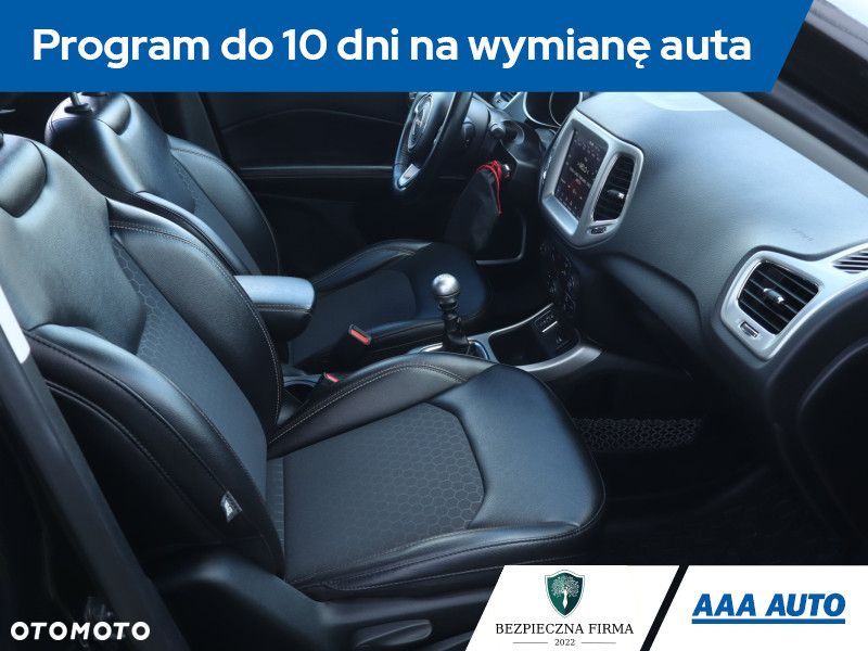 Jeep Compass - 9