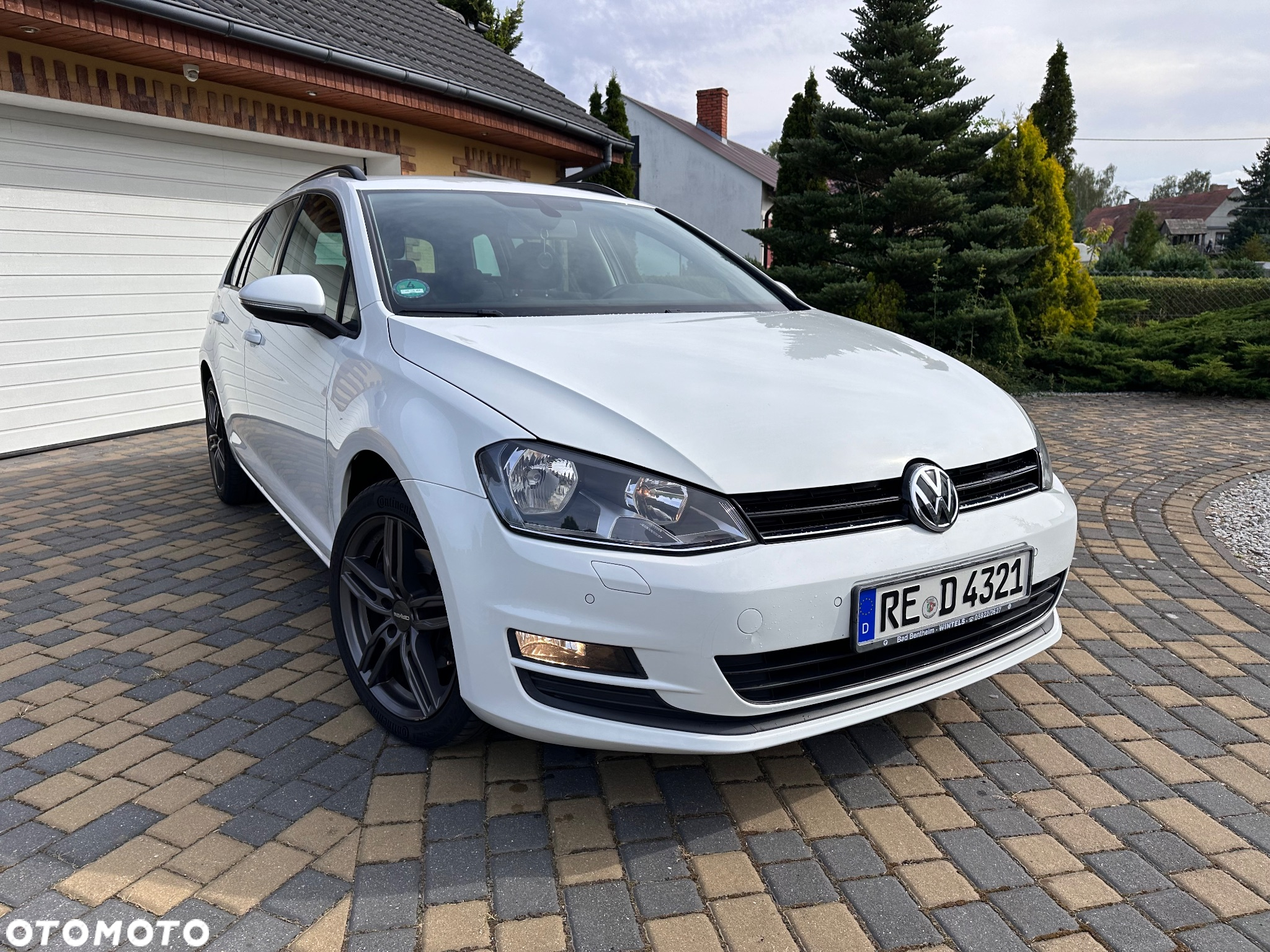 Volkswagen Golf - 3