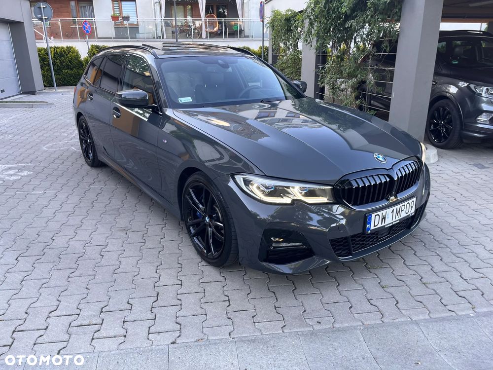 BMW Seria 3 330i M Sport sport - 1