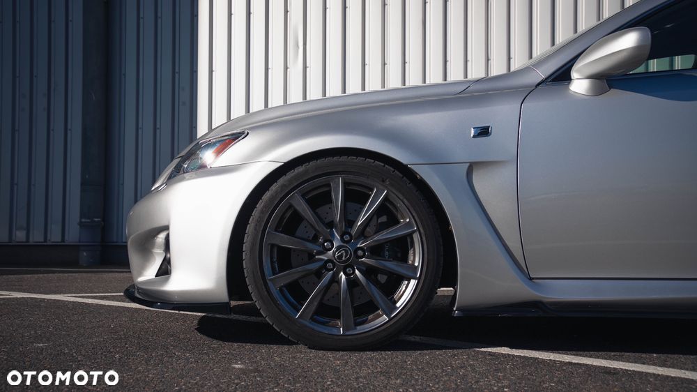 Lexus IS F Sport - 10