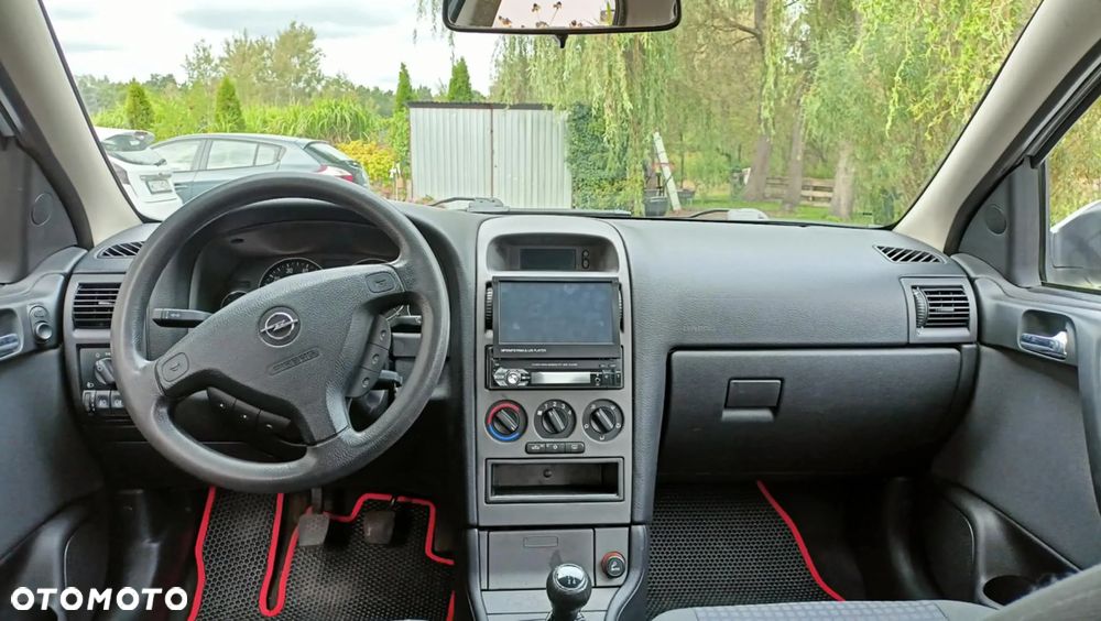 Opel Astra 1.6 - 13