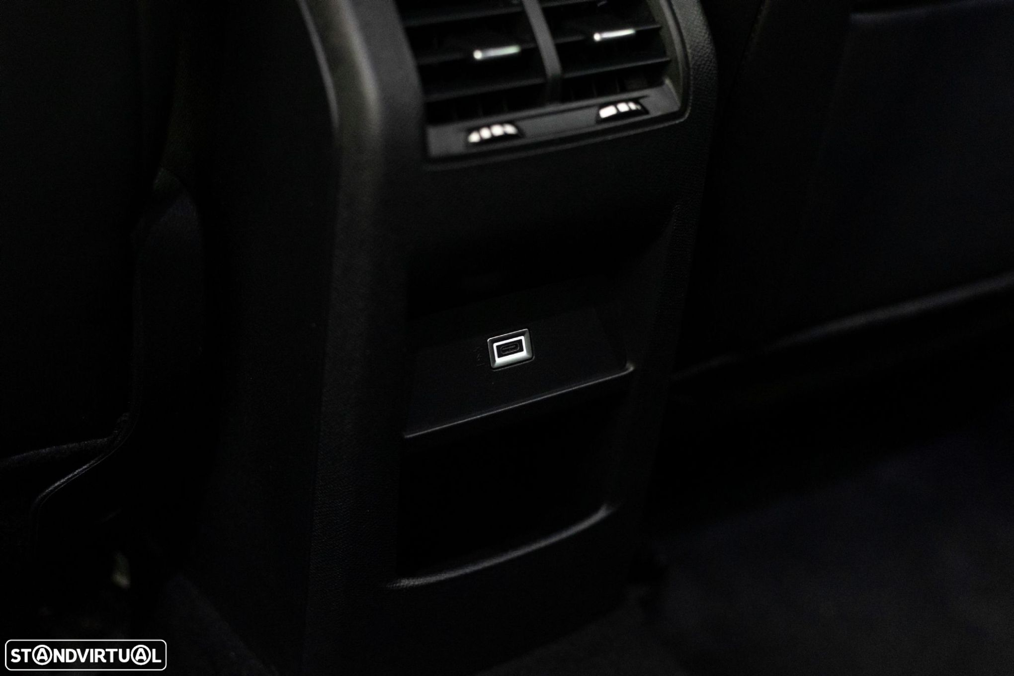 Citroën C5 X 1.2 PureTech Feel Business EAT8 - 19