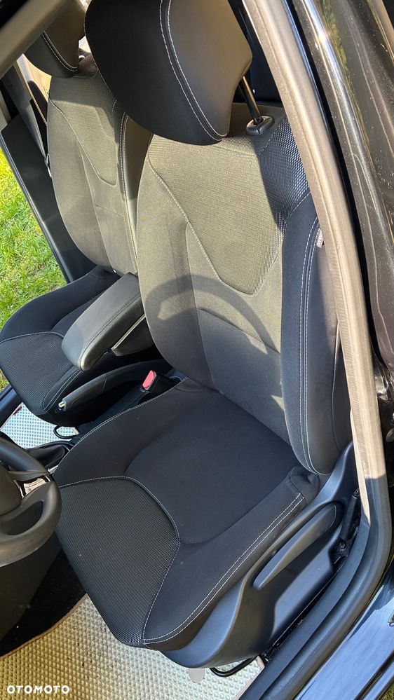 Renault Clio - 33