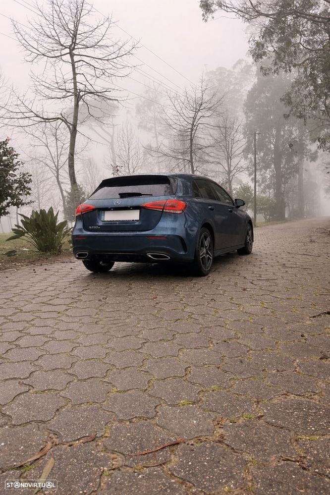 Mercedes-Benz A 250 e AMG Line - 3