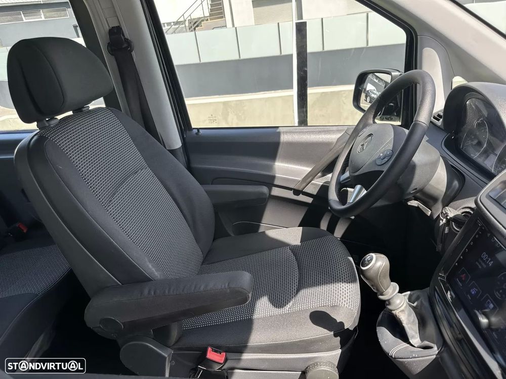 Mercedes-Benz Vito Compacta CREW - 51