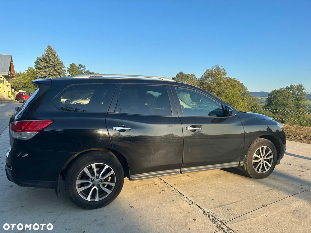 Nissan Pathfinder - 22