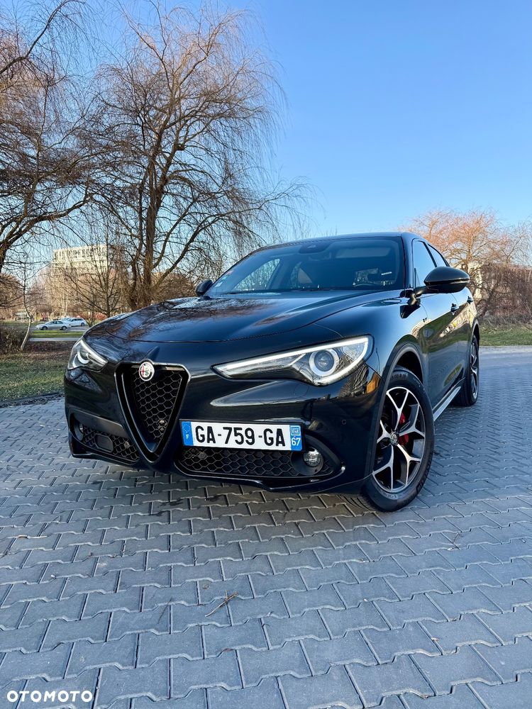 Alfa Romeo Stelvio - 5
